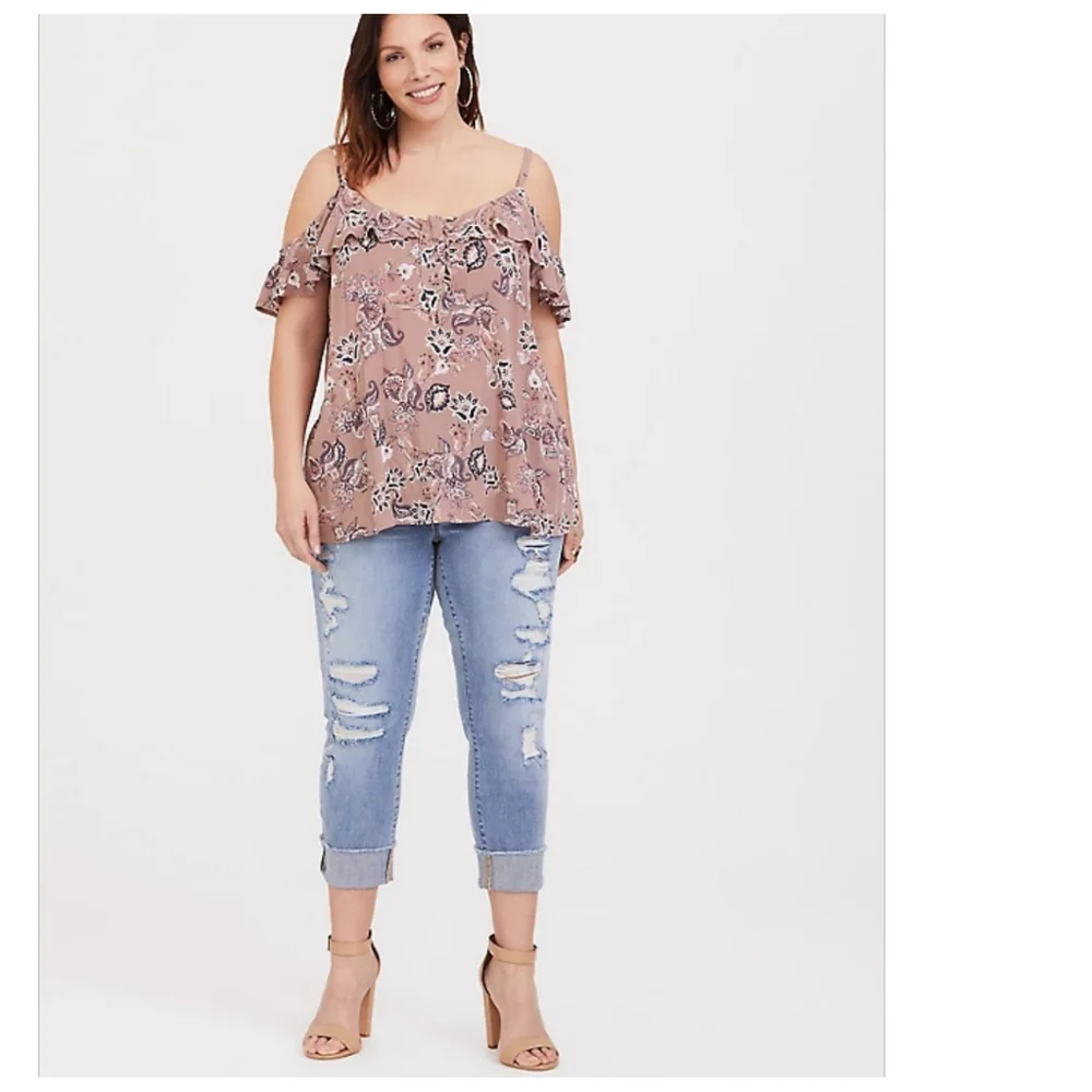 Torrid Walnut Paisley Gauze Cold Shoulder Cutout Top Tie Front Size 00 (M/L)